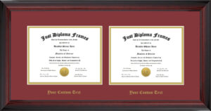 M / Maroon Mat/SbyS/Text